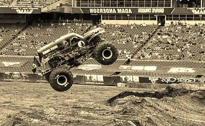 Monster Jam Freestyle Mania